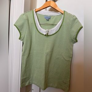 Y2k women’s short sleeve with white colar